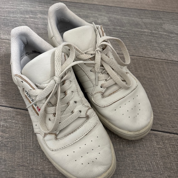 Yeezy powerphase - Picture 1 of 4